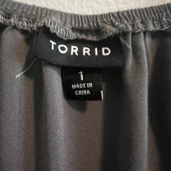 Torrid Cold Shoulder Top - Picture 5 of 5